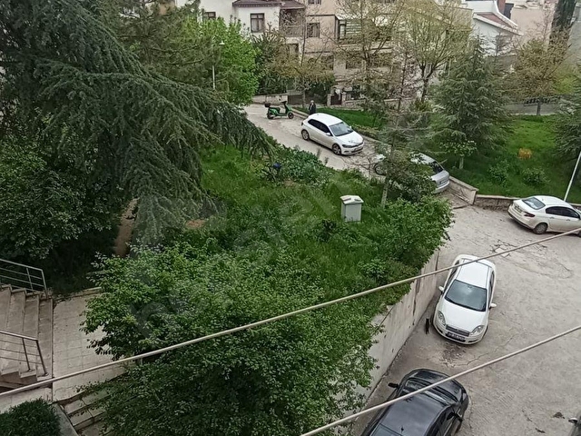 OLEYİS 3 DE SATILIK 3+1 DAİRE 5 KATLI BİNANIN 4 KATI NORMAL YAPILI - Görsel 2