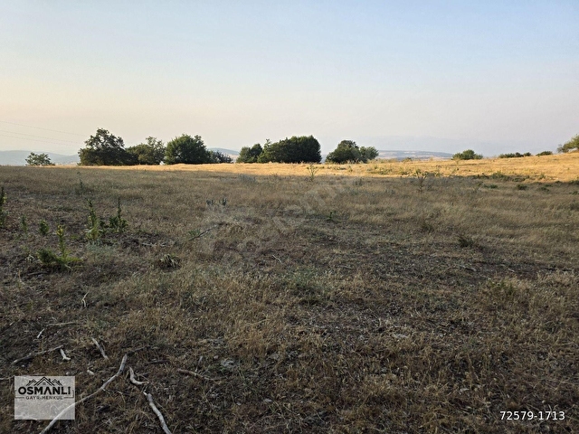 4.913 M2 DOĞA MANZARALI, TEMİZ HAVALI, DÜZ VE RESMİ YOLLU ARAZİ - Görsel 9