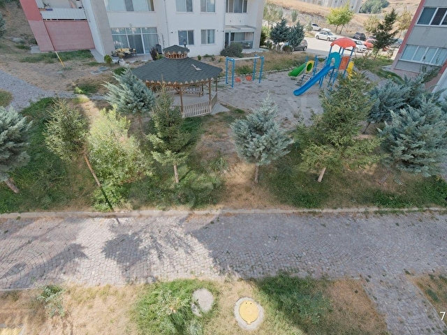 Yapracık ODTÜ Blokları Güvenlikli-Vestiyerli 2+1 Kiralık Daire - Görsel 9