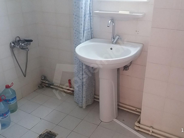 TÜRKİŞ BLOKLARI 2+L SALON 3.KAT YAPILI KİRALIK DAİRE - Görsel 13