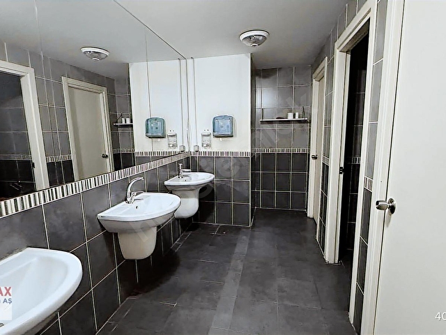 Basın Ekspres Üzerinde Plazada Tam Kat 1000 M2 Kiralık Ofis - Görsel 27