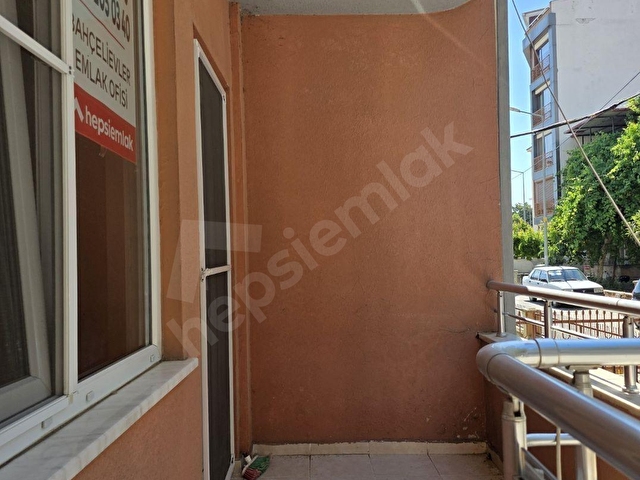 ATATÜRK İLKOKULUNUN ARKASINDA SATILIK 2+1 GENİŞ DAİRE - Görsel 11