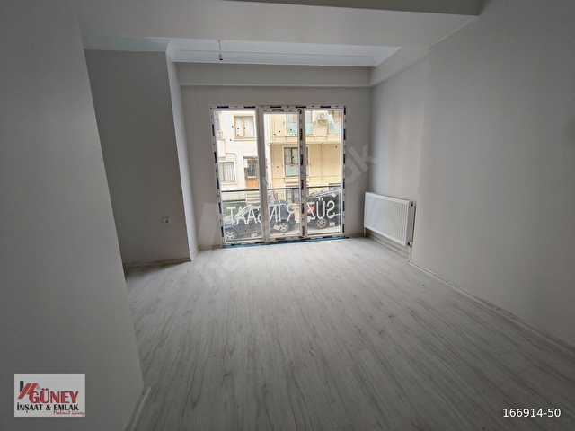 GÜNEYDEN SIFIR ARA KAT AYRI MUTFAKLTAPU HARCI YOK 2+1.80M2 DAİRE - Görsel 3