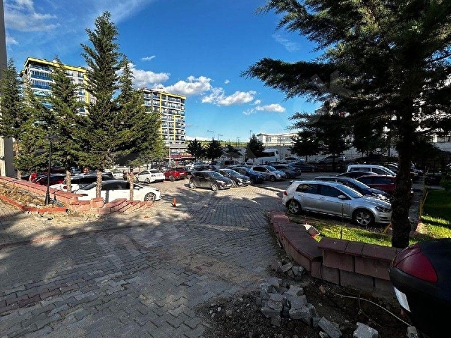 AKBULUT GAYRİMENKULDEN FATİH MAHALLESİNDE AÇİK HAVUZLU OTOPARKLI KİRALIK 3+1 DAİRE - Görsel 4