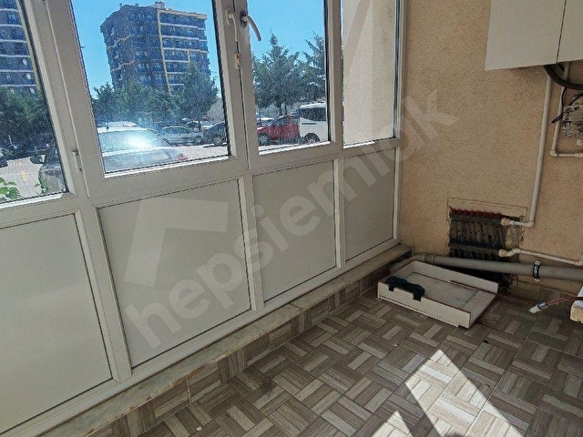 AKBULUT GAYRİMENKULDEN FATİH MAHALLESİNDE AÇİK HAVUZLU OTOPARKLI KİRALIK 3+1 DAİRE - Görsel 16