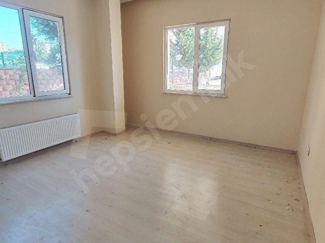 AKBULUT GAYRİMENKULDEN FATİH MAHALLESİNDE AÇİK HAVUZLU OTOPARKLI KİRALIK 3+1 DAİRE - Görsel 27