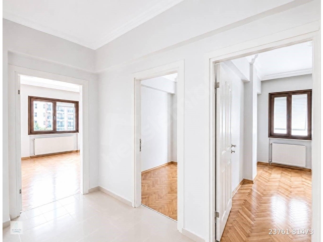 KÜÇÜKYALI ÇAMLIK MANZARALI ARMADADAN ÇİFT BALKONLU ŞIK DAİRE - Görsel 12