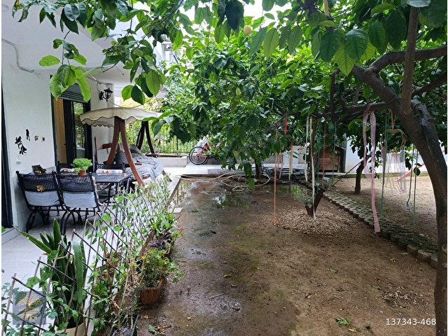 ALTINKUMDA 2+1 EŞYALI DENİZE YÜRÜME MESAFESİNDE KİRALİK DAİRE - Görsel 27