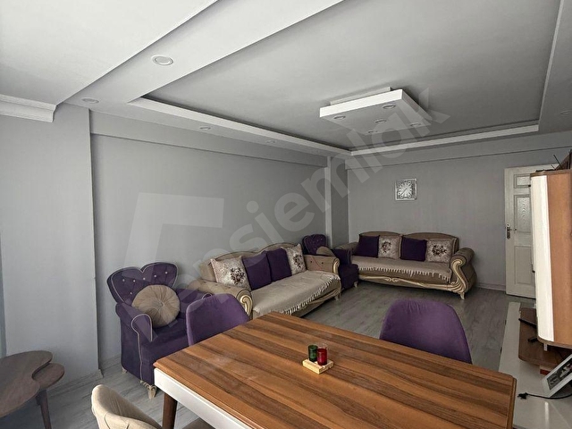 MEHTERÇEŞME MAH FUL EŞYALI KİRALIK DAİRE TEMİZ 2+1 90m2 - Görsel 11