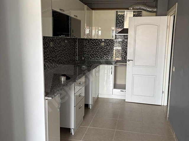YEŞİLTEPE de ARA KAT 1+1 KİRALIK DAİRE - Görsel 18