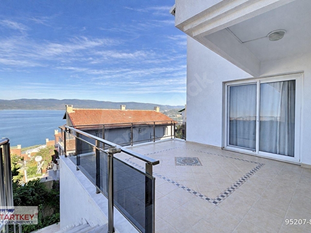 Bodrum Milas Güllükte Panoramik Deniz Manzaralı Triplex Villa - Görsel 16