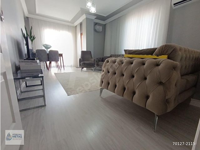 PENDİK GÜZELYALIDA SATILIK MERKEZDE KREDİLİ 4+1 190M2 2 DAİRE GİBİ MANZARALI DUBLES