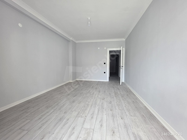 GÖRGEÇ EMLAKTAN CADDEYE CEPHE SATILIK 3+1 SIFIR DAİRE - Görsel 23