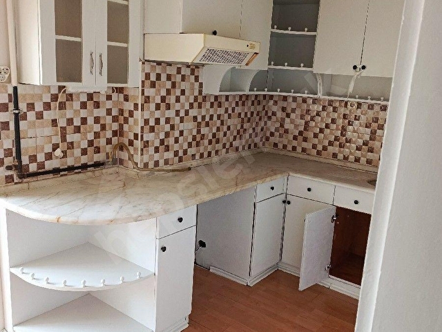 BATIKENT FETİH SİTESİNDE MEMURA ARAKAT KOMBİLİ  3+1 120 M2 DAİRE - Görsel 6