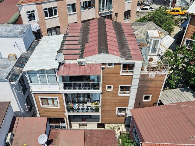 İLKADAN BEYOĞLU YAHYA KAHYA MH 2+1 SATILIK DAİRE ARA KAT