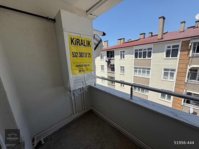 Ömürevleri tramvay durağında 3 + 1 kiralık daire - Görsel 6