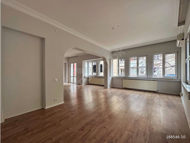 BEŞİKTAŞ AKARETLER CADDESİ ÜZERİ KONUMDA İÇİ YAPILI 3+1 DAİRE - Görsel 9
