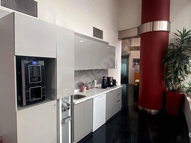 ARMADA DA 10 KİŞİLİK PENCERELİ MUHTEŞEM MANZARALI HAZIR OFİS - Görsel 8