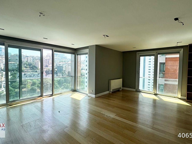Nişantaşı Terrace Fulya Center Ön Cephe195 M2 Satılık Ofis Daire