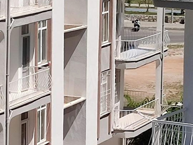 FIRSATANAMUR GÜZELYURT MAHALLAESİ ATALAY TATİL KÖYÜ 4. KAT DENİZE YAKIN MASRAFSIZ SATILIK 2+1 DAİRE - Görsel 10