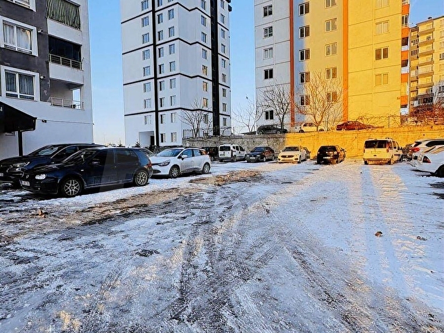 TOKİ ANA CADDE ÜZERİNDE İÇİ FULL YAPILI 3+1 SATILIK DAİRE - Görsel 3