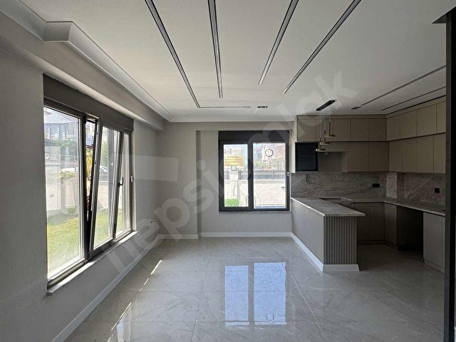 #31| KAPANMAZ DENİZ MANZARALI KÖŞE GENŞ BAHÇELİ 3+1 LUKS VİLLA - Görsel 12
