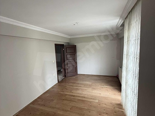 ÇUKURÇAYIRDA SATILIK GÜZEL GENİŞ 3+1 DAİRE - Görsel 11