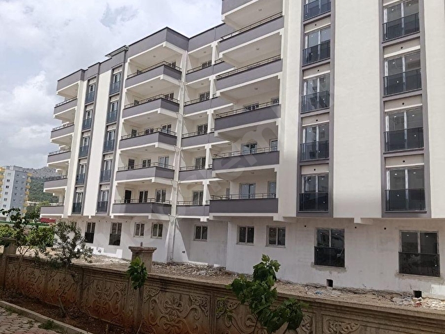 Adana Kozan da Şeker Gros arkasında Satılık Sıfır 4+0 Daire - Görsel 4