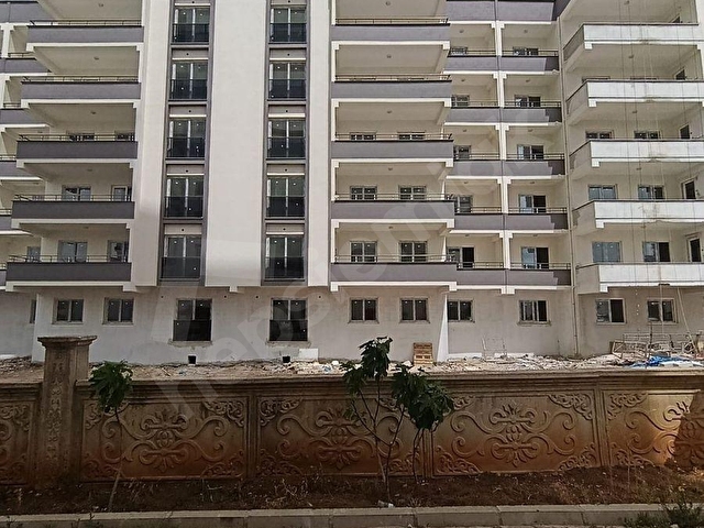 Adana Kozan da Şeker Gros arkasında Satılık Sıfır 4+0 Daire