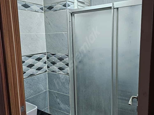 HALKALI TAŞTEPE ÜMRANİYE SOKAKTA 2+1 SATILIK 70M2 DAİRE - Görsel 6