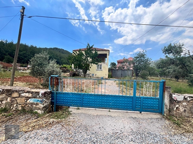 SATILIK YATAĞAN / KOZAĞAÇ MAH. 1500 M2 ARSA İÇİNDE MÜSTAKİL EV