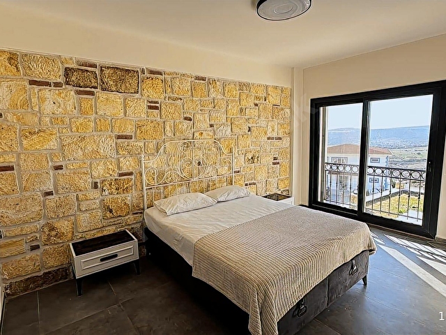 ESKİ FOÇA DA KİRALIK HAVUZLU TAŞ BUTİK OTEL / ETKİNLİKLERE UYGUN - Görsel 30