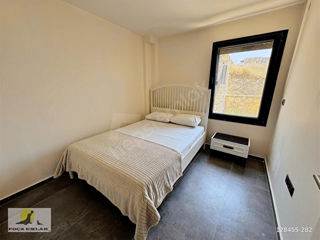 ESKİ FOÇA DA KİRALIK HAVUZLU TAŞ BUTİK OTEL / ETKİNLİKLERE UYGUN - Görsel 26