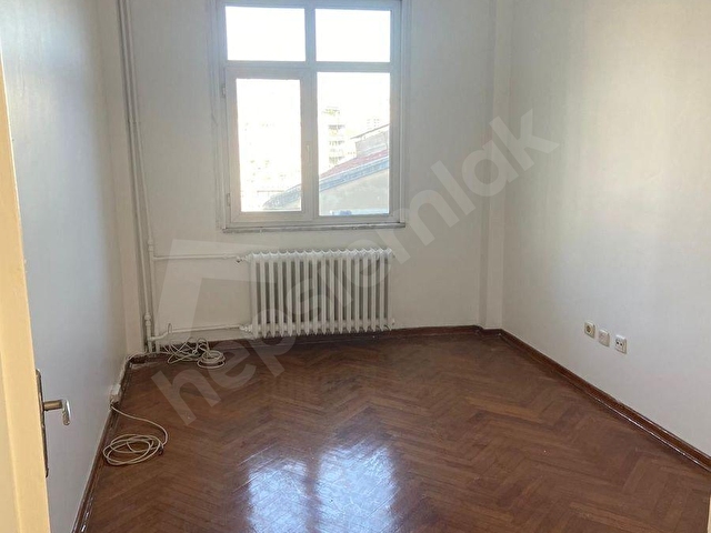 Şakayık Sokakta Kiralık 2+1 | Aydınlık Temiz Arakat - Görsel 12
