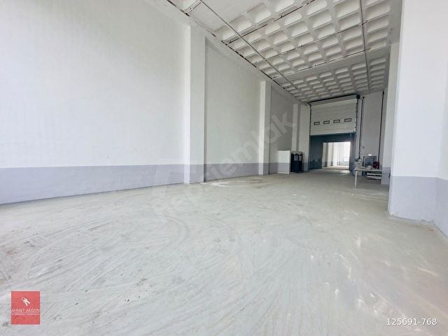 AKÇABURGAZDA SIFIR ÖNÜ AÇIK 9.30H YÜKSEKLİK DÜZ GİRİŞ 600 M2 - Görsel 8