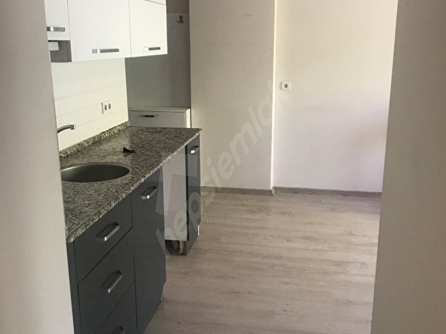 Doğalgazlı Sahibinden Ara Kat 2+1 Kiralık Daire - Görsel 9
