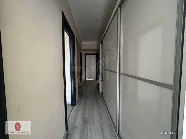 YÜKSELDEN ATATÜRKDE KAÇIRILMAYACAK GENİŞLİKTE 3+1 SATILIK FIRSAT DAİRE - Görsel 14