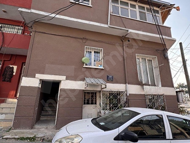 Eşrefpaşada 4 Daireli Tek Tapu Satılık Komple Bina - Görsel 3