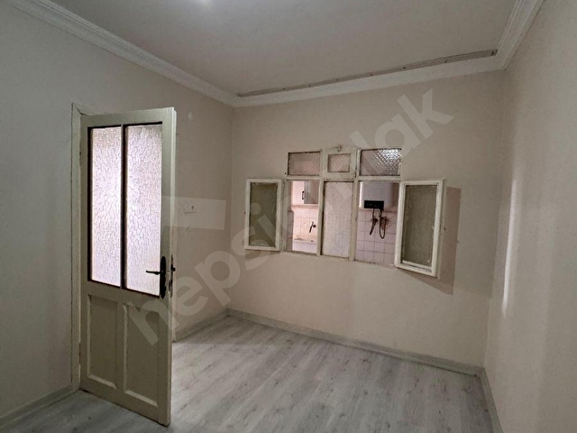 Eşrefpaşada 4 Daireli Tek Tapu Satılık Komple Bina - Görsel 18