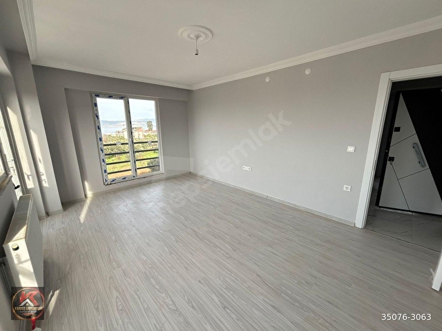 ÖN CEPHE DENİZ MANZARALI 2+1 SATILIK DAİRE | KARDEŞ GAYRİMENKUL - Görsel 5