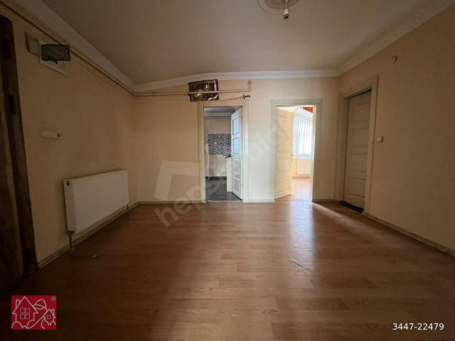 DİRECTTEN EMİROĞLU CADDESİNDE, KATTA, GENİŞ FERAH M2 ODA KULLANIMINA SAHİP, 2+1 DAİRE!! - Görsel 30