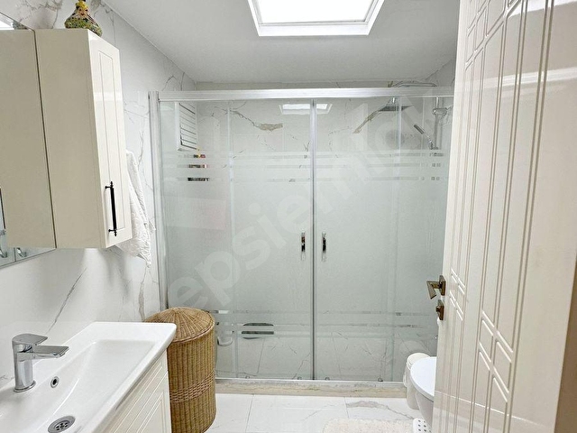 MUHTEŞEM KONUMDA AVİZE+İSKAN+KOMBİ+C.BALKON ARAKAT 2,5+1 DAİRE.! - Görsel 16