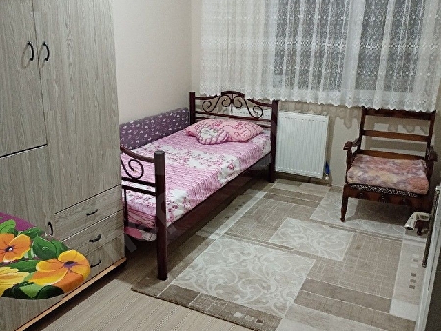 Acil Kısa süreliğine bu fiyata ebeveyn banyolu kapalı otoparklı kullanışlı ara kat Satılık 3+1 Dair - Görsel 7