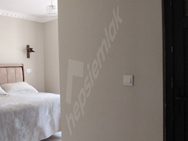 Kalecikte Satılık Üç Katlı Villa Görünümlü Bina - Görsel 19