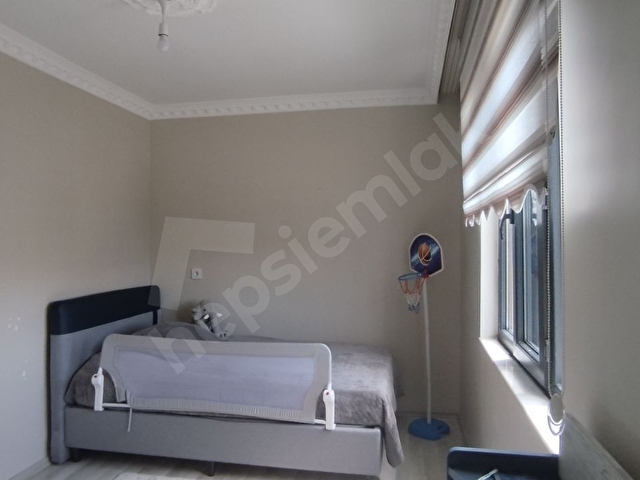 Kalecikte Satılık Üç Katlı Villa Görünümlü Bina - Görsel 21