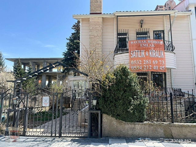 İNCEK TEK YAPIDA CADDE ÜZERİ KONUT&İŞ YERİNE UYGUN 5+1 VİLLA