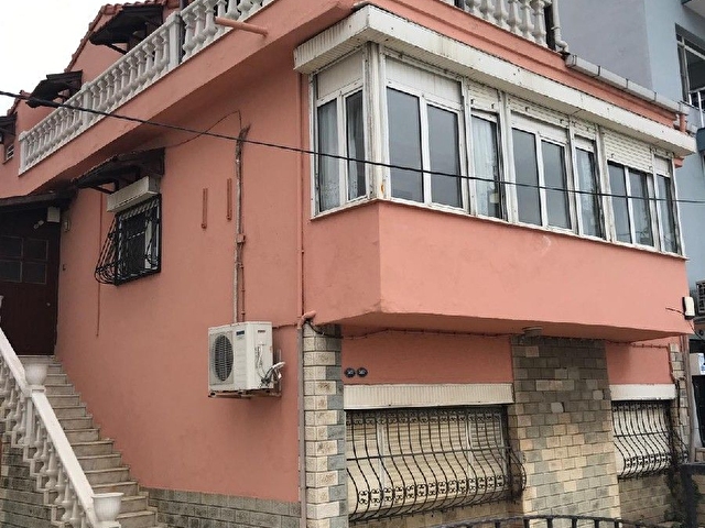 guzelbahce de marina karsisi satilik kupon villa 122448 40 hurriyet emlak