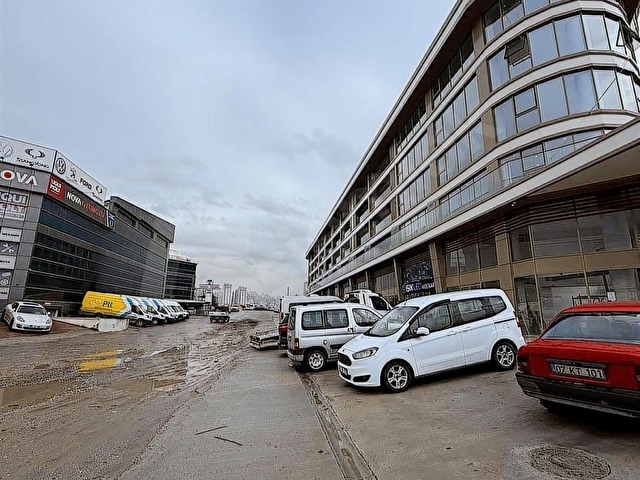 Pozif center da yapılı iskanlı ofis - Görsel 4