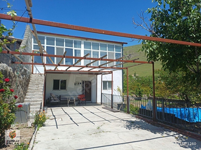 İNCESU HAMURCUDA MANZARALI SATILIK MÜSTAKİL EV VE 499 m2 ARSASI