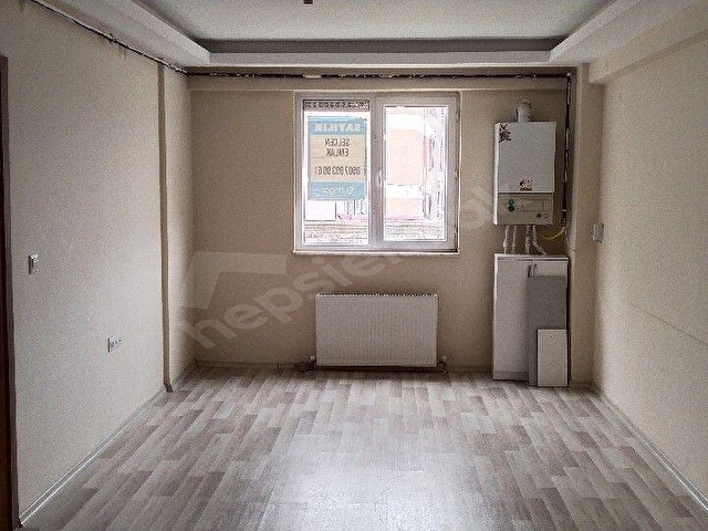 BÜYÜKDERE MAHALLESİNDE , SATILIK  GENİŞ 1+1 DAİRE - Görsel 9
